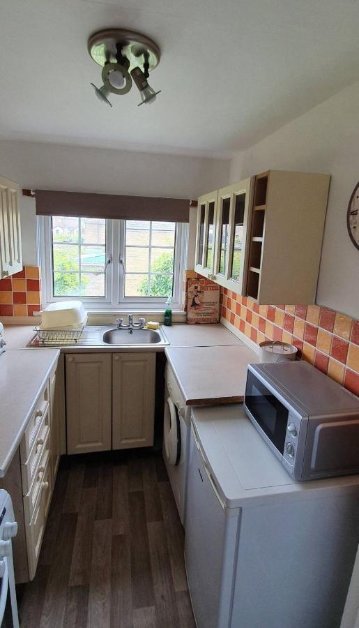 Beautiful 1 Bedroom Cottage With Courtyard. Deal Exteriör bild